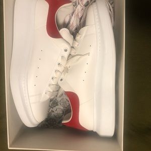 Only worn twice literally brand new